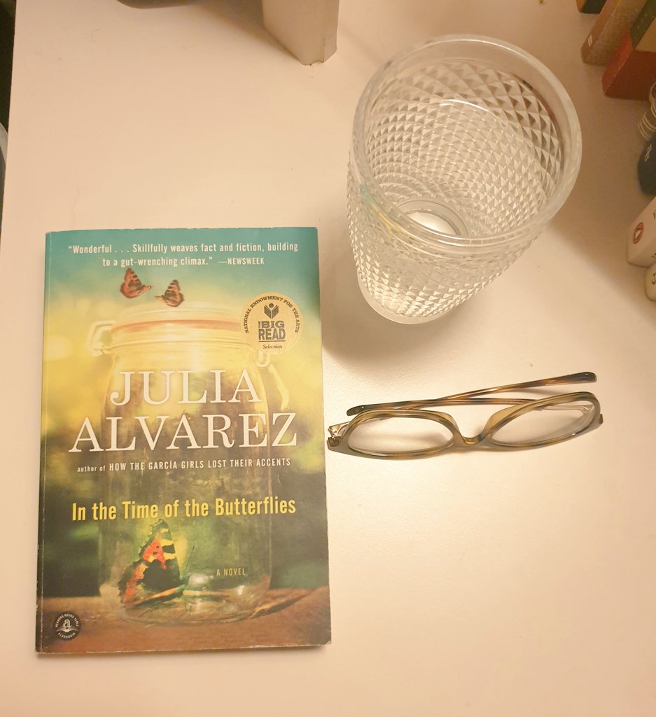 carobee's tweet photo. Ahead of #16DaysOfActivism am getting into the fictionalised story of the #Mirabal sisters, thanks @JoTodd4 for the history lesson! #InTheTimeOfTheButterflies #JuliaAlvarez #bookatbedtime #IDEVAW2022 https://t.co/rHKmXMgEb9