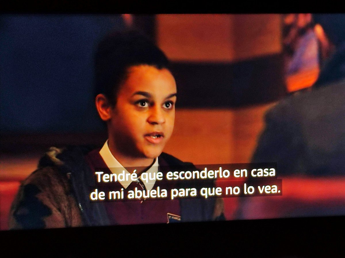 Lia92n's tweet photo. JAJAJA imposible no pensar en #Daredevil ๐ The devil of hell's kitchen #KinAMC #KIN https://t.co/ihmZMTmfv0