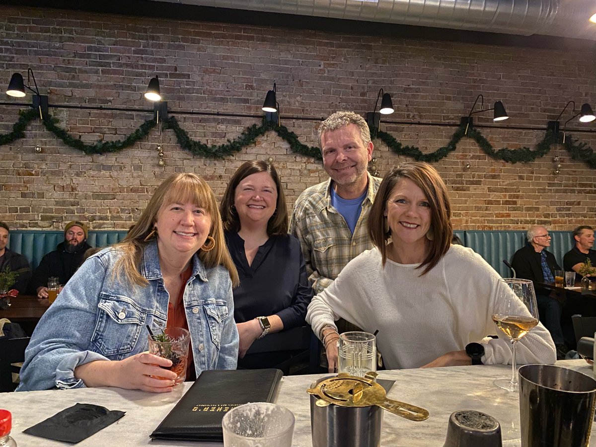 So glad I got to see the Maddox sisters last night. Thankful they are my friends. Made my Thanksgiving complete!