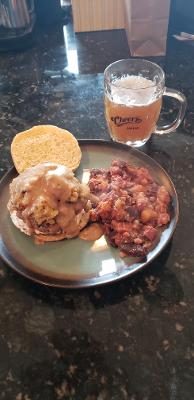 NewClearHarley's tweet photo. #SideDIsh #Week12 #DFS #TurkeyDay #MatchupMeal @thehuddle @DraftKings @FanDuel @Fanball @Myfantasyleague @SleeperHQ @UnderdogFantasy @MKF @YahooFantasy
@ESPNFantasy @SuperDraftdfs @USATodaySports @USATodayFantasy served with a MN-brewed NEIPA and a New England Red Flannel Hash. https://t.co/eMNQviVHik