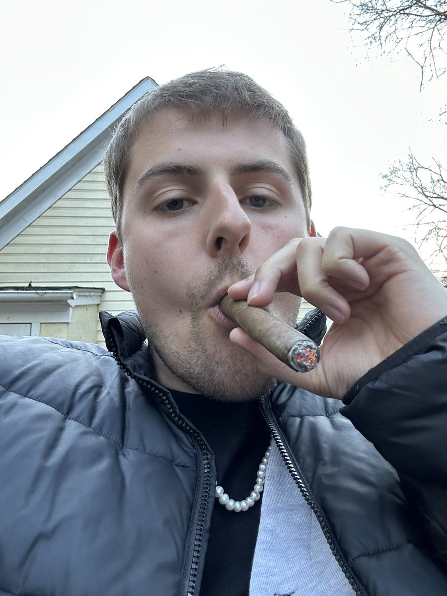 twilldabeast's tweet photo. hallmarks of a good tg https://t.co/cGvGwTbei2