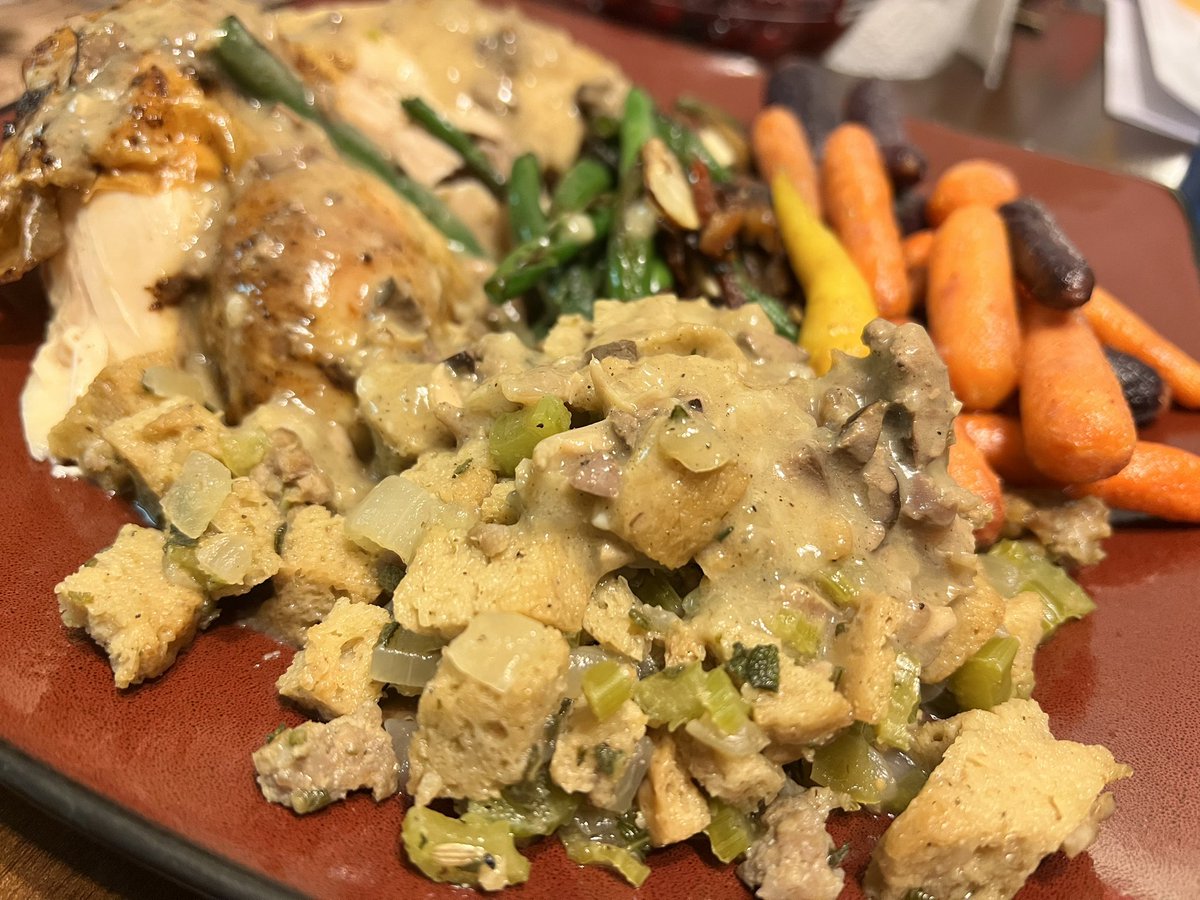 RoadQueen1967's tweet photo. Well I managed to pull off a successful Thanksgiving dinner for two! It wasn’t up to my usual par, but the chicken was melt in your mouth tender & I even made gravy! I have much to be thankful for, & should celebrate that every day
#thanksgivingfortwo #Grateful #Thankful #yum https://t.co/FL9e8b9Fe4