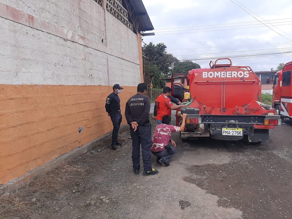 bomberoslosbanc's tweet photo. El Cuerpo de Bomberos de San Miguel de los Bancos indica   proyecto de equipamiento de camión contra incendios (TANGO 1). #SiempreAlServicioDeLaComunidad https://t.co/eX8DCUmtLT