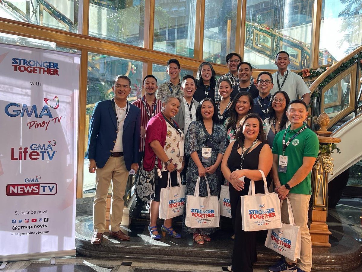 FylproMabuhay's tweet photo. #immersionprogram: Day 4 - After spending time with the farmers, our delegates spend some time with our media partners @gmapinoytv. They toured their studios and sets. #batch9 #immersion #philippines #filipinoamerican https://t.co/XDGaiRln3r