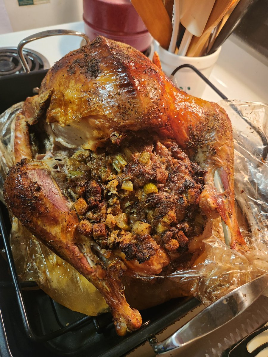 dclynick66's tweet photo. @WorldofIsaac @TJKeyton The very 1st of 4 plates of food that I absolutely devoured! 😂 👍 #Fatsgiving https://t.co/iF25sa1ndb