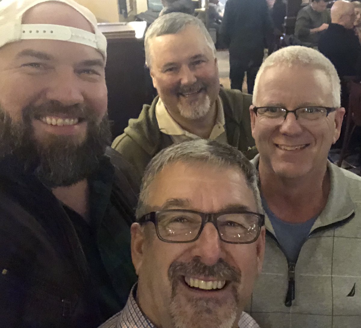 gfy_ag's tweet photo. Happy Thanksgiving to all the AGENTS! This is a pic the first time I met @formerTedHamer1 and he walks up to @PitstickFarms and @ChipFlory and goes ‘you’re @snarkosaurous ?? You look like a Million bucks from the #shortside’ #lolz https://t.co/26tj1m2rxa