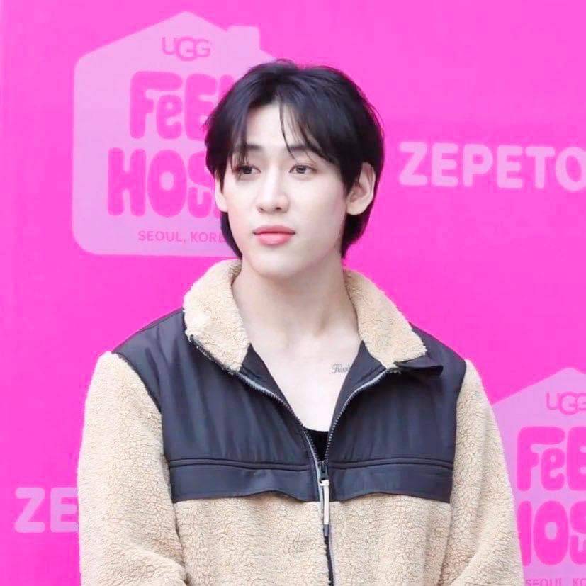Thanya456's tweet photo. Morning 25 นี้คือกำลังใจก่อนไปทำงานในทุกวัน💚💚 #BamBam #BB3 #WhoAreYou #SlowMo #riBBon #LoveBamBam #LetmeLoveyou #pandora #WheelsUp #BamBam1A https://t.co/KQhxTOmwwR