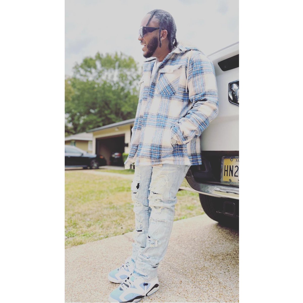 IAMDJCHOO3's tweet photo. Thanking God! Receiving The Blessing He Giving 🖤🙏🏾💫 ( SWIPE >> )

#thanksgiving22🍂🍁 https://t.co/dYxGbaJ7Wl