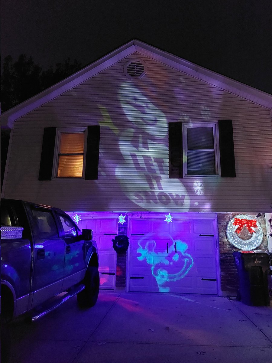 Queen Sparkle Farts 💚🌻🦃 tweet media