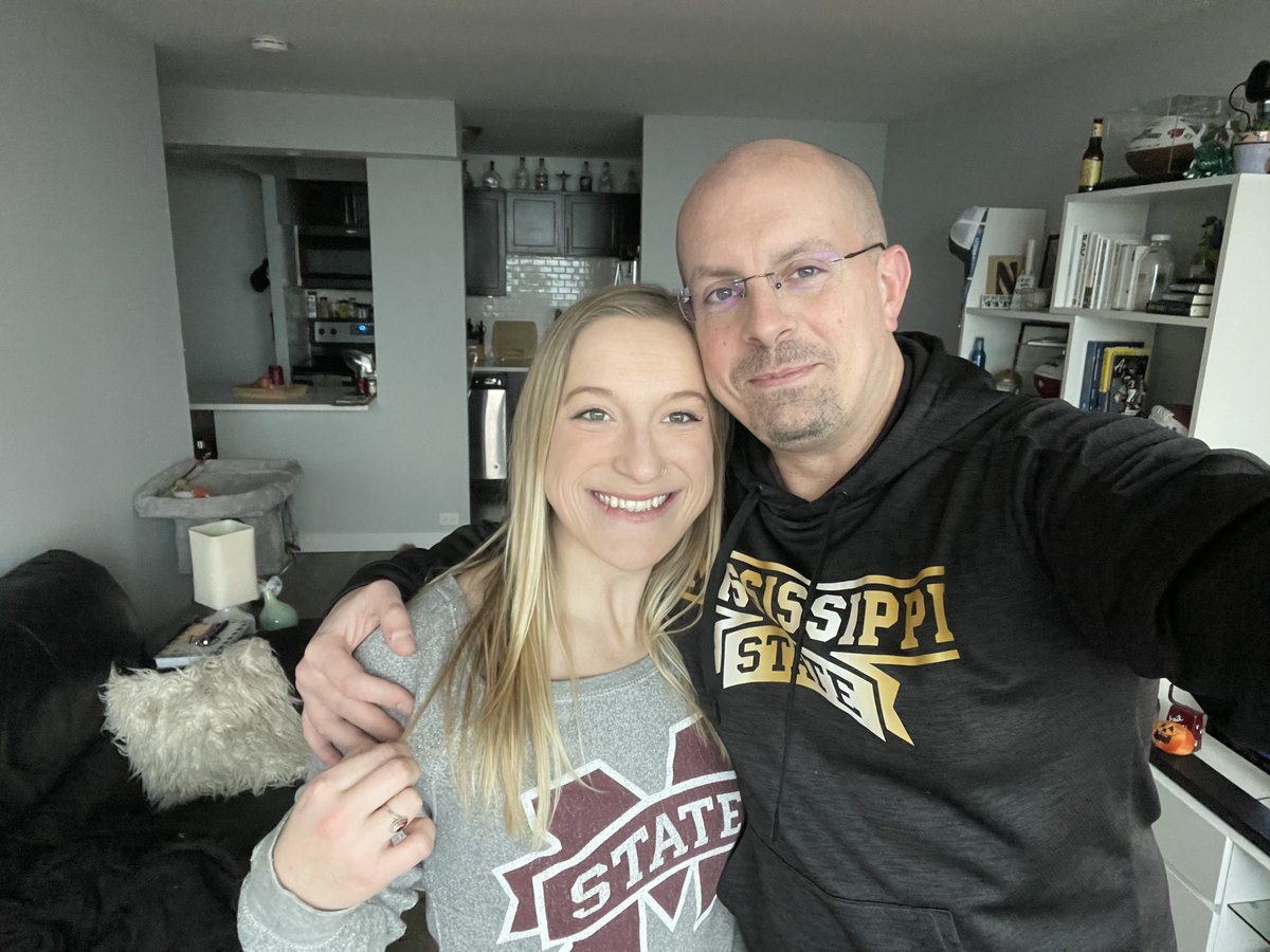 nielstopczynski's tweet photo. Celebrating our 5th #Thanksgiving together, and #EggBowl ready!
Wishing the happiest and blessed Thanksgiving to all of our family, friends and neighbors!
So much to be thankful forβ¦
#TEAMSTOP https://t.co/HiFOPunG7f