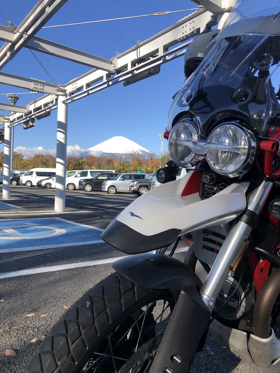 tt_v85's tweet photo. 今日は快晴
#富士山 https://t.co/lupWAyIL9A