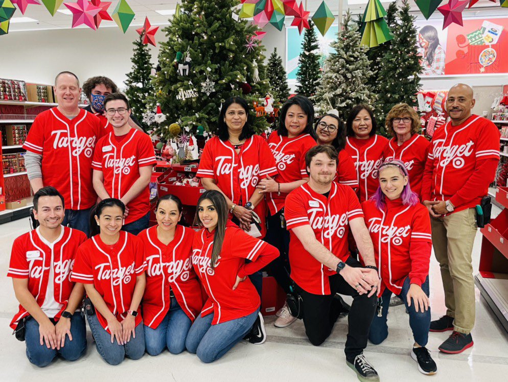 Happy Holidays from your leadership team <a href="/Target/">Target</a> #0913 #FoothillRanch #worksomewhereyou♥️ #TeamTarget #Holidays #WeAreTarget #BossBabes