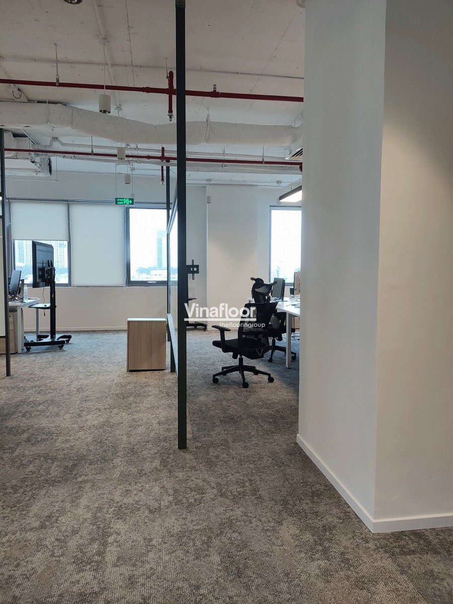 vinafloor's tweet photo. Timo office #vinafloor https://t.co/Zbr8jJ39Z3