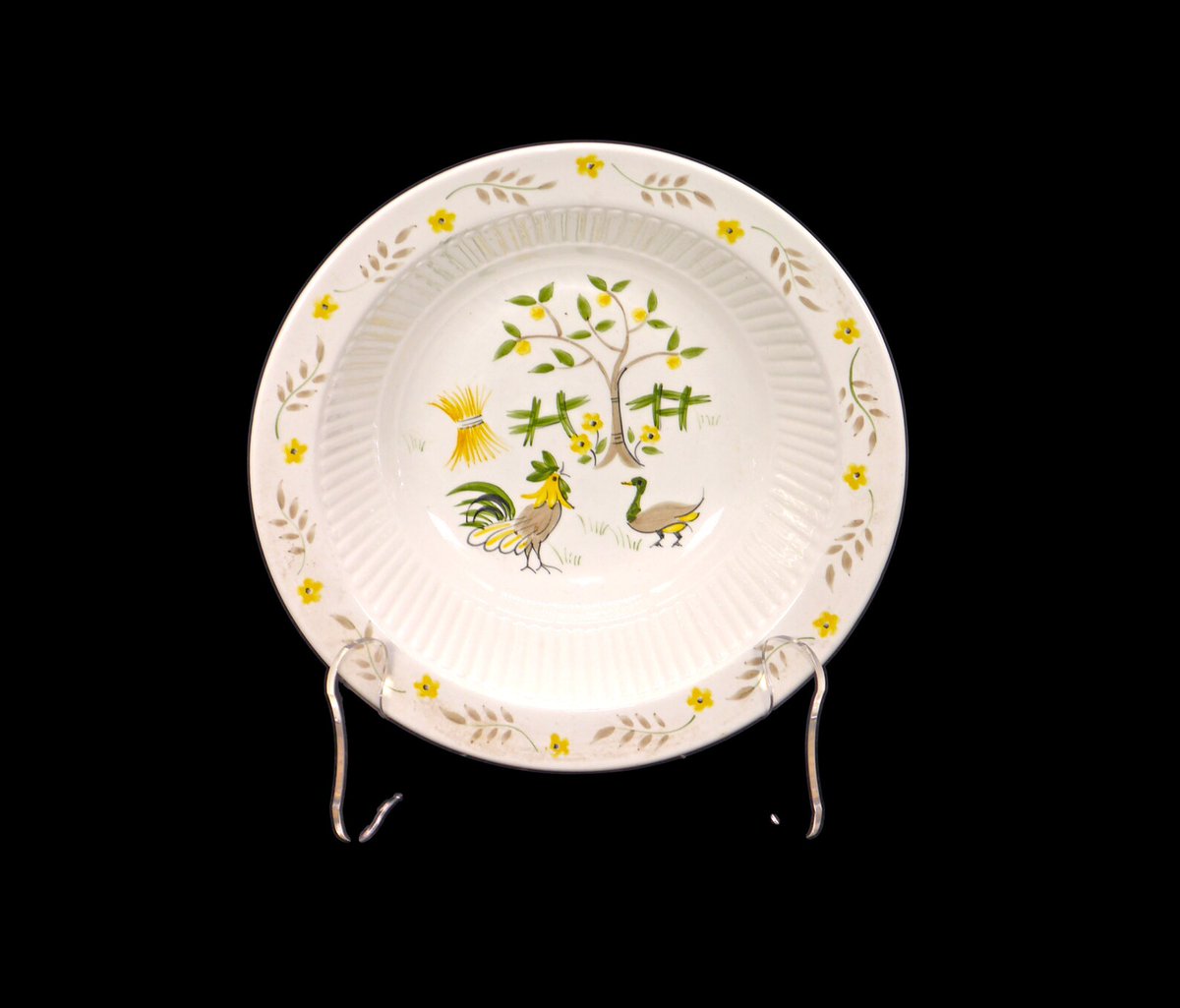 G97816960Girl's tweet photo. William Adams Good Morning round rimmed vegetable serving bowl. Rooster. Micratex Real English Ironstone made in England. https://t.co/E8fVnajliy via @Etsy #antiqueshop #tableware #RealEnglishIronstone #vintagetableware #EtsySellers #AdamsEngland #AdamsGoodMorning #Rooster https://t.co/h2lja7ogyj