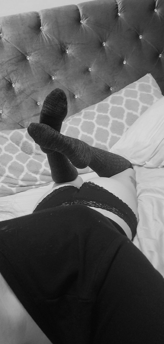 MintBee7's tweet photo. Cum check us out 💦
https://t.co/M8kOH6iGJh

@feet_loversxx
@Feetfinder

I DO NOT ACCEPT PAYPAL. 
#feet
#feetfethish #feetfinder #feetpicsforsales #feetfetiche #feetworshi̇p #feetsoles #foot https://t.co/mkY54viws6