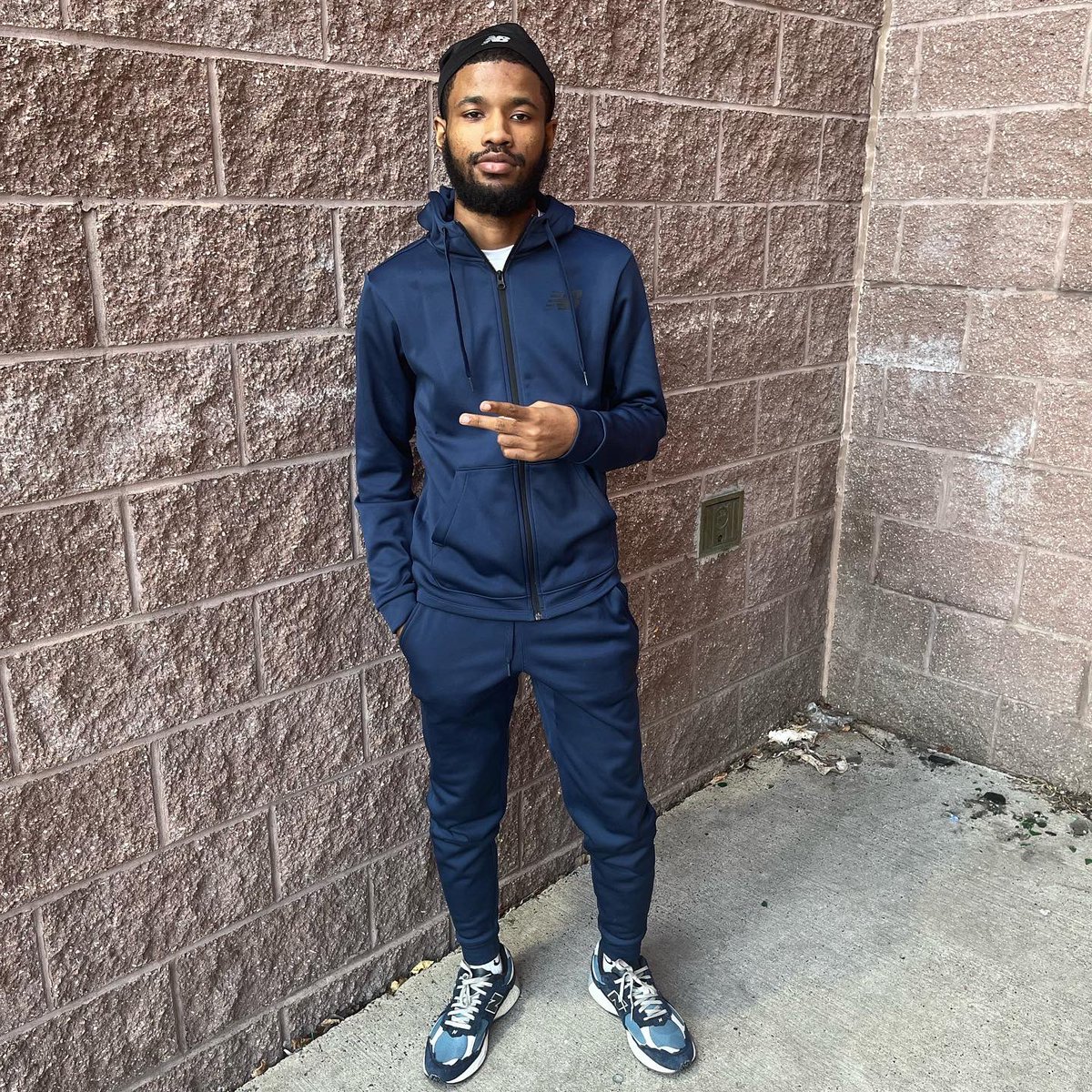 yntnas's tweet photo. pull up, scratch off the with the bag like take out, I can’t slow down I’m cutting the break line, shit just like a robbery nigga just stay down https://t.co/CQyuRrjArs