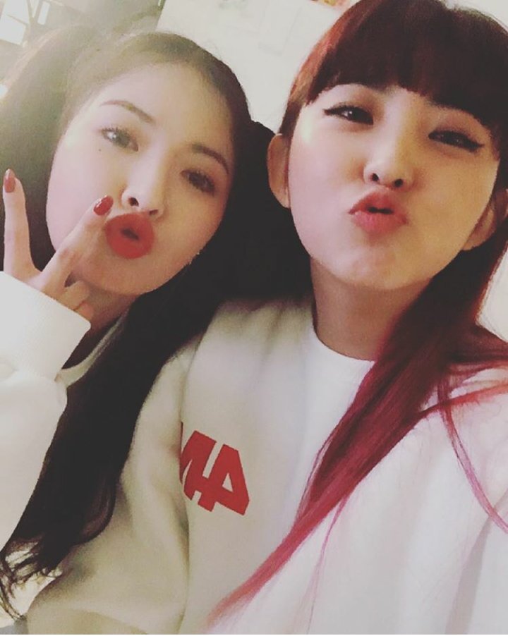 jiyoonsource's tweet photo. #Sohyun mentioned in her ig post today that she's grateful for the people showed their support, the people who attended her movie premiere, the people who came from afar, and the people who supported her from afar but couldn't attend because of their schedule. 

#4MINUTE #포미닛 https://t.co/9AZzRbNXuR