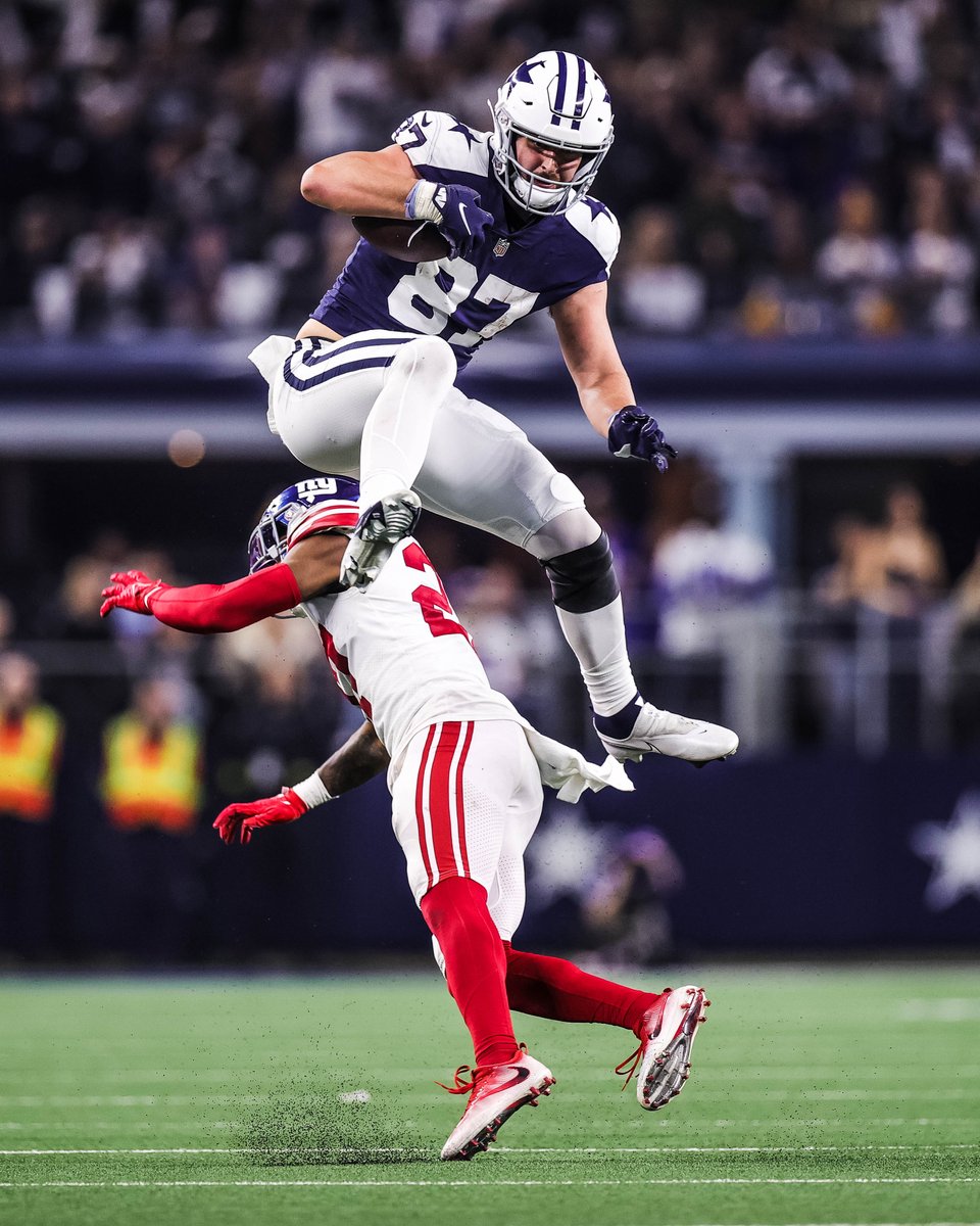 dallascowboys's tweet image. JUMPMAN. JUMPMAN. JUMPMAN.

#NYGvsDAL | #DallasCowboys