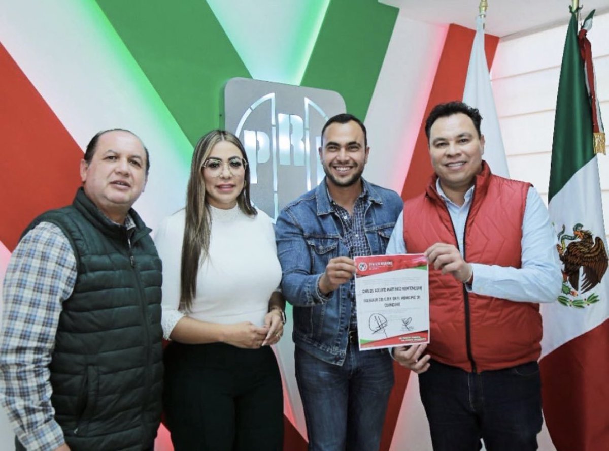 eduardguezh's tweet photo. La incorporación de perfiles como @ArielMaaLopez y @CarlosAdolfoMM al @CDE_PRI_Durango fortalece el proceso de renovación del partido.

Ambos con experiencia en la administración pública federal, estatal y municipal. Un acierto de @yanez_arturo darle nuevos aires al partido. https://t.co/GcZfNrqD78