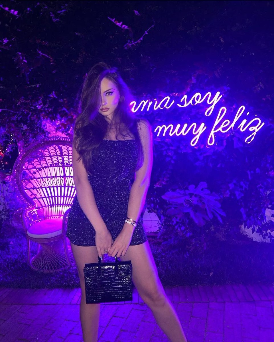 Thanks to <a href="/ImJustRachy/">Rachy</a> for a fun night out! I’m still feeling it today 😵‍💫 but it was worth it! 😝