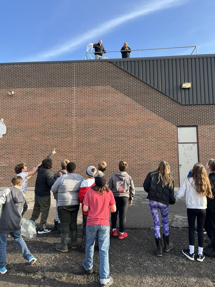 Meghan Summers tweet media