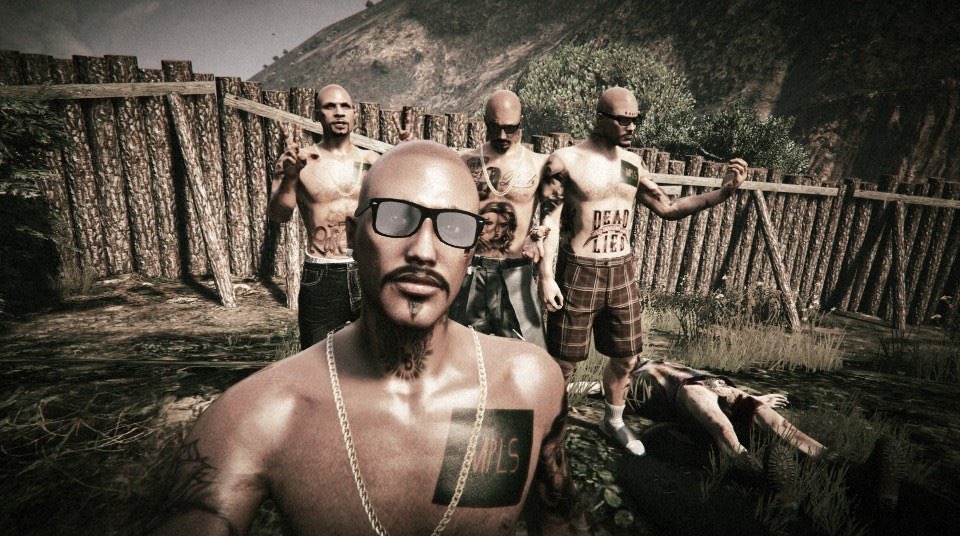 SkeptikInc's tweet photo. Happy Thanksgiving from Skeptik, stealing the rock on the court and stealing your bitches off the court #Skeptik2k #SkeptikGTA https://t.co/g40nbnRRfQ