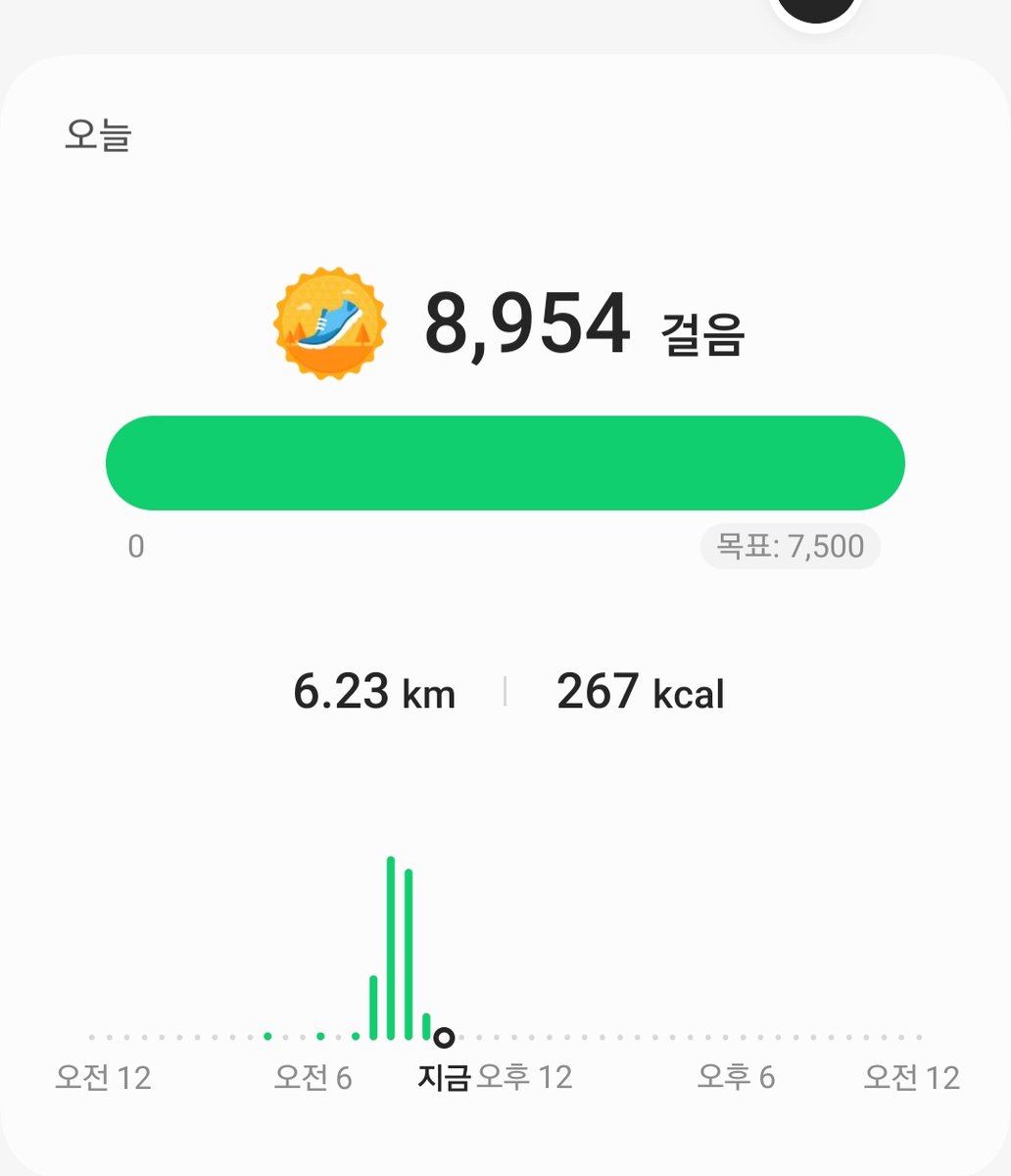 날마다웃음 tweet media