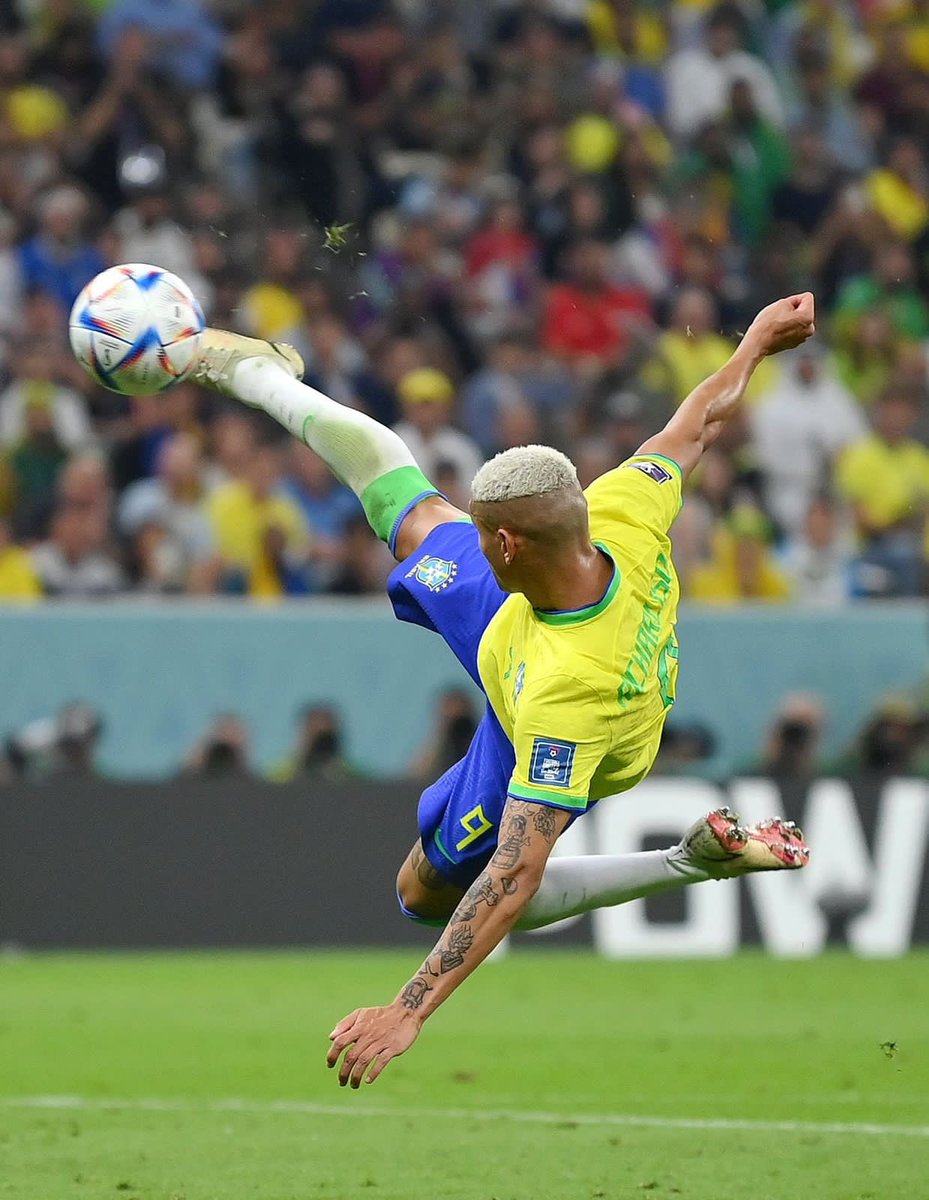 timebrasil's tweet photo. O voo do Pombo! 🕊️🇧🇷
@richarlison97 https://t.co/NImfk1wRE6