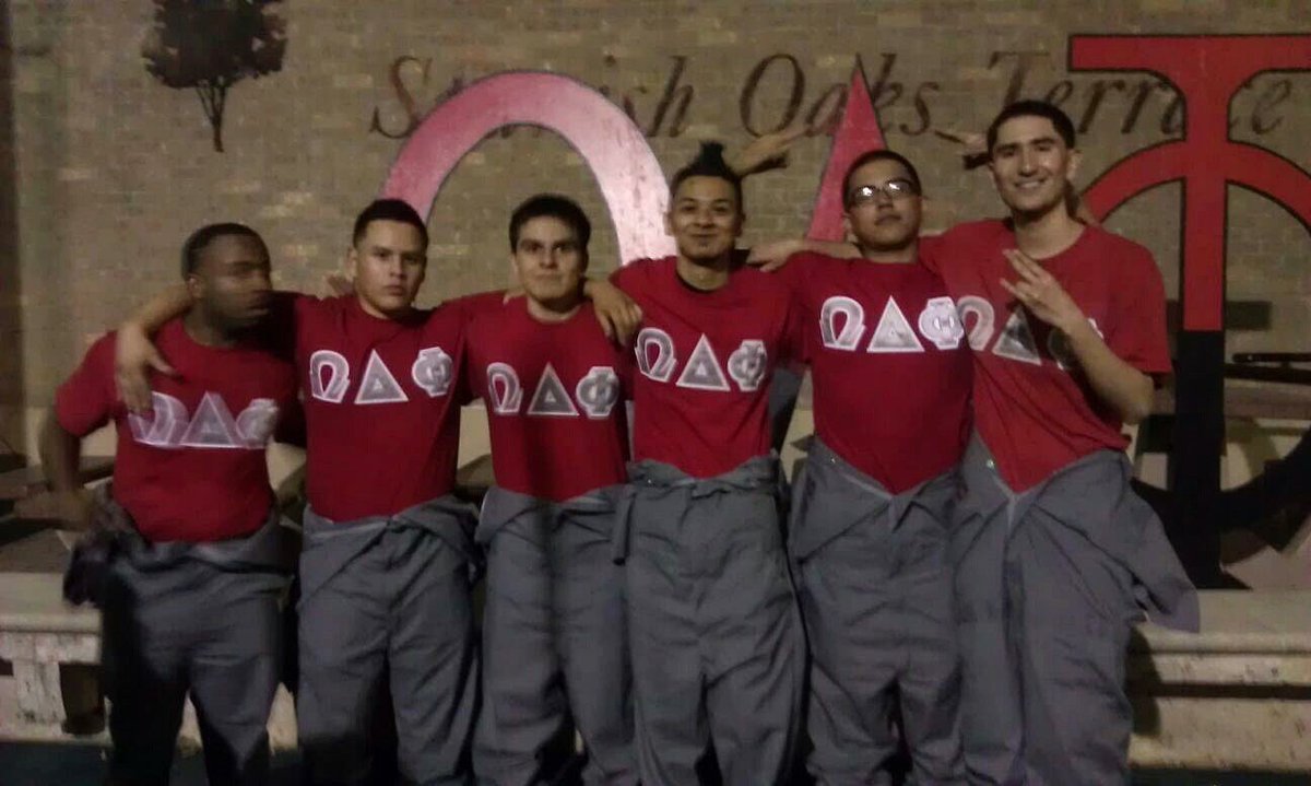 byraymondarturo's tweet image. CHEERS TO 35 YEARS! 🙌🏽

#ODPhi
#ODPhi35 
#ΩΔΦ 
#OmegaDeltaPhi
@odphi 
@TEXASODPHI