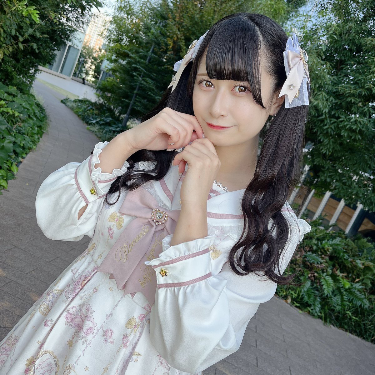 リズリサ ジュエリー柄 セットアップ ホワイト量産型 - ミニワンピース リズリサ ジュエリー柄 セットアップ ホワイト量産型 - ミニワンピース