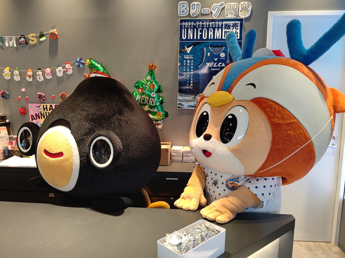 ヴィヴィくん #うないさん V・PORT iisa諫早駅店に登場❣️ ＼ 15時30