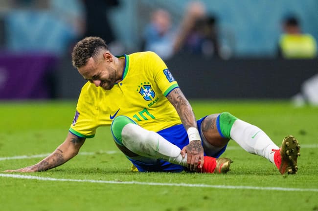 RMCsport's tweet photo. Le message de Neymar après sa blessure à la cheville droite

https://t.co/0fZrPIexrv https://t.co/k7rwTdhiYc