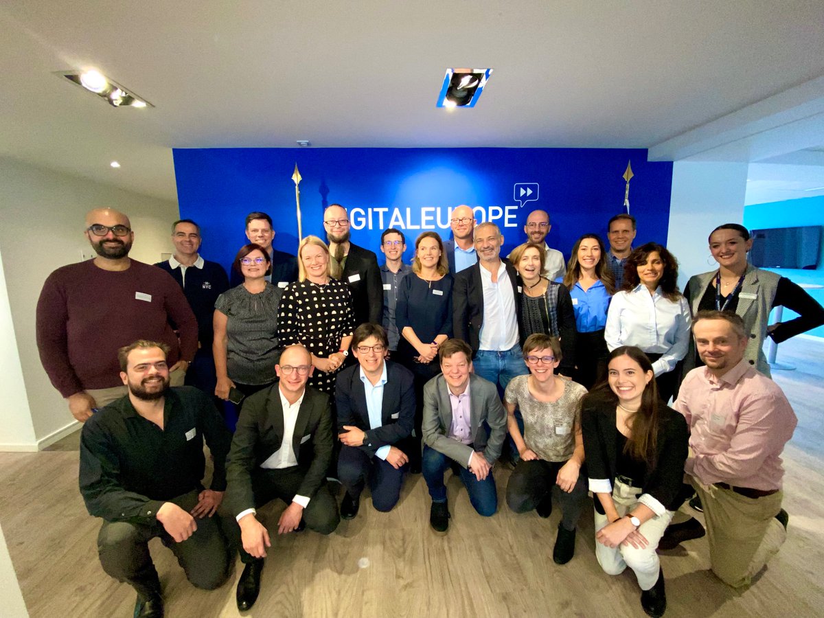 vastuugroup's tweet image. In October we kicked off the Data Space for Skills #DS4Skills Led by @DIGITALEUROPE to prepare for the development of a trusted #dataspace for #skillsdata sharing.

Read more: hubs.li/Q01t9PBp0

#DigitalEUProgramme #mydata #vastuugroup @mikkosierla @mikahuhtamaki