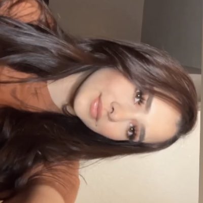 roxyfoxy98's tweet photo. #NewProfilePic https://t.co/7Xtp796pYH