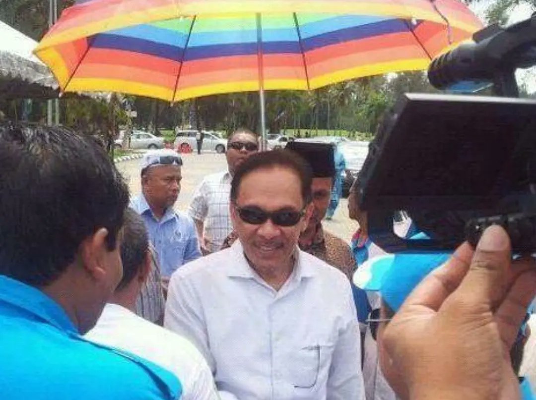 exciteviews's tweet photo. LGBTQ 🏳️‍🌈 in Malaysia 🇲🇾 after PM10 ... 😮‍💨🫣🤐

Latest Edit: ............. 09:30 24nov22  ... Anwa, the last prime minister elected 2022. Although my opinion ......
See more FB: exciteview page

#kualalumpur #kualalumpurtrip https://t.co/qZjQ1xUlpW