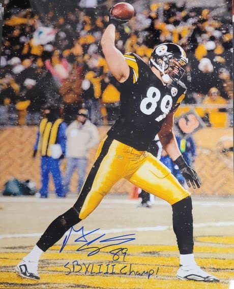 Happy Birthday to Matt Spaeth .Luv those STEELERS! 