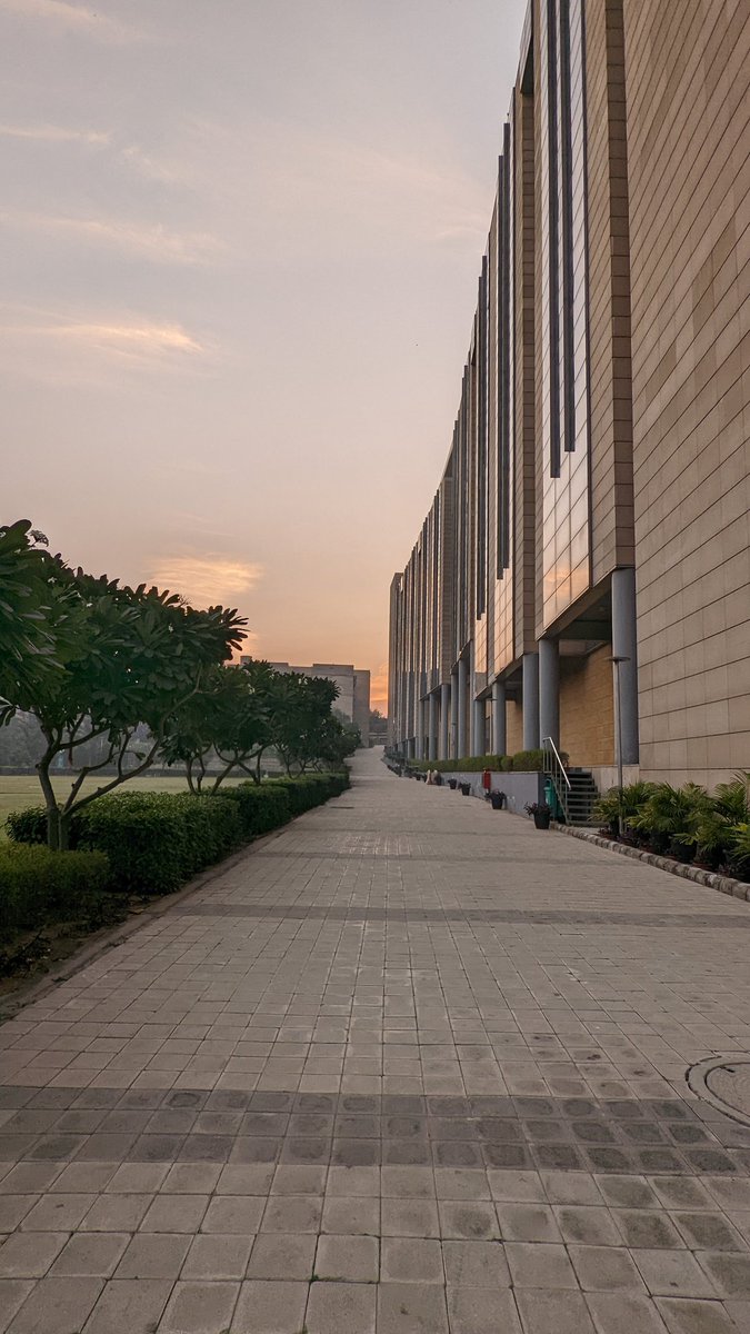 herkuch's tweet image. Give me these mornings everyday 💗 #IIITDConvocation