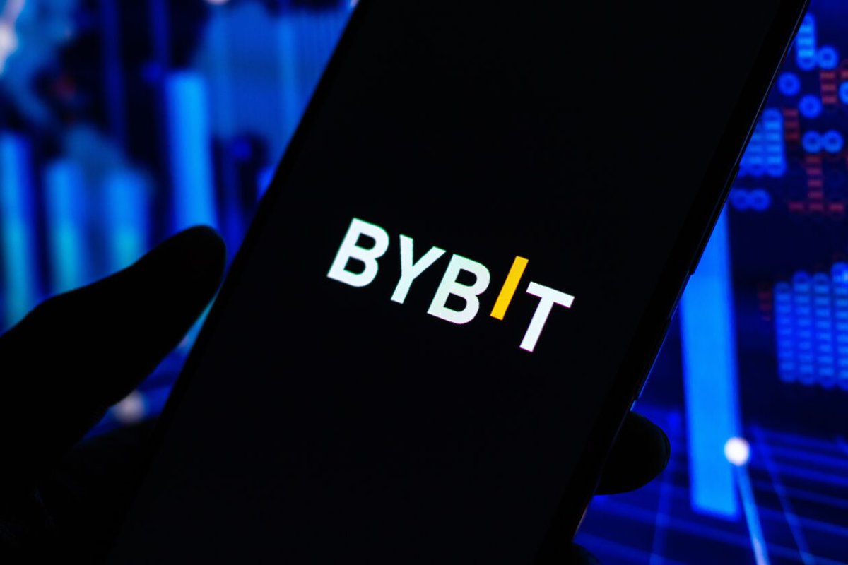 Bybit announced the launch of a US$100 million fund to support its institutional traders affected by the FTX collapse. 

bit.ly/3GL8GX4