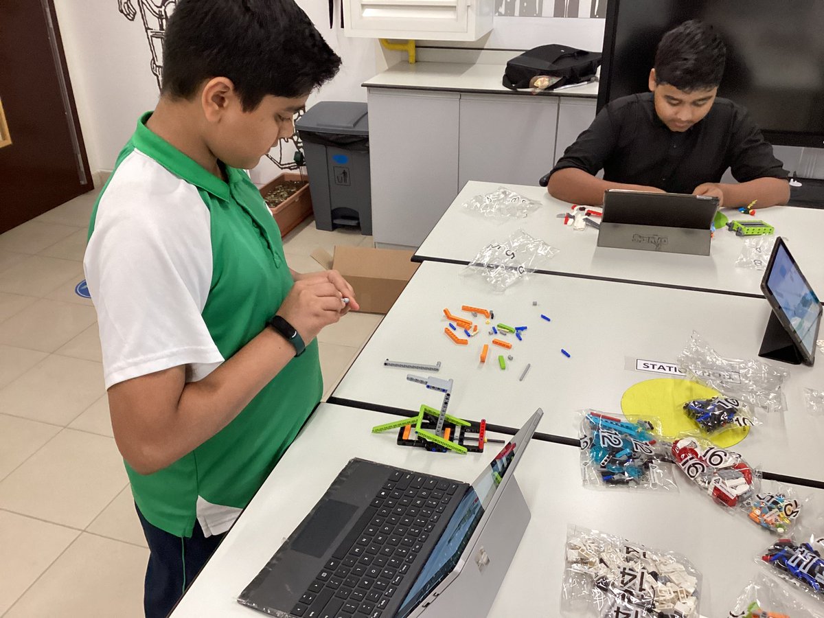 Panavdabest's tweet photo. #FLL #LEGO 
Now we have started building the map for the FLL competition for everyone to practice on! https://t.co/NwNSKo2gJG