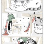 怖いけれど気にはなる？掃除機をかけているときの猫の様子を描いた猫漫画!