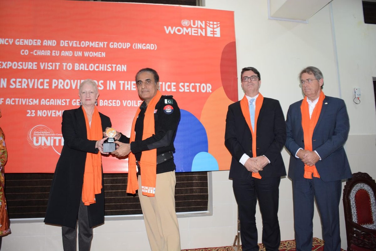 Jeremy Milsom (@jmilsom_unodc) on Twitter photo #INGAD Celebrating the launch of Women Service Provider Network in Balochistan. Exemplary coordination and commitment to work together with <a href="/EUPakistan/">EUPakistan</a> UNODC #UNWomen #UNDP to strengthen the Rule of Law with a special focus on supporting and applying gender-sensitive approaches. #INGAD Celebrating the launch of Women Service Provider Network in Balochistan. Exemplary coordination and commitment to work together with <a href="/EUPakistan/">EUPakistan</a> UNODC #UNWomen #UNDP to strengthen the Rule of Law with a special focus on supporting and applying gender-sensitive approaches.