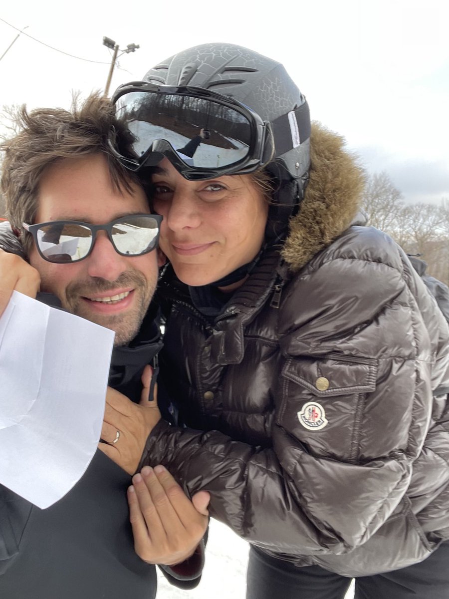 Milijune tweet media