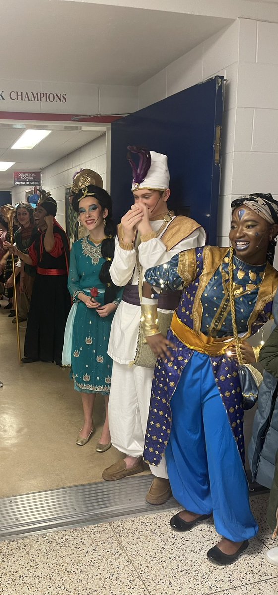 kristabgates's tweet photo. Congrats to the @MillerCHS cast, crew, students and teachers on their amazing musical performance of Aladdin! It was an amazing show! @RCSD_No81 https://t.co/Vj5mvHC9ZO