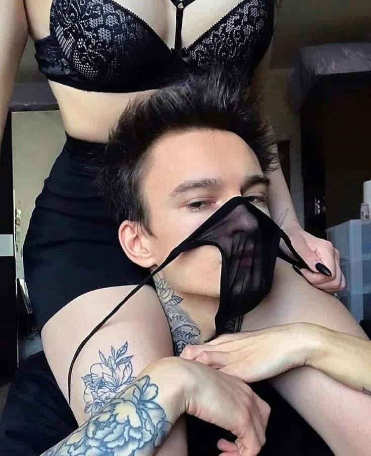 nate_wrenn21's tweet image. Now taking applications for someone to fulfill the face mask position