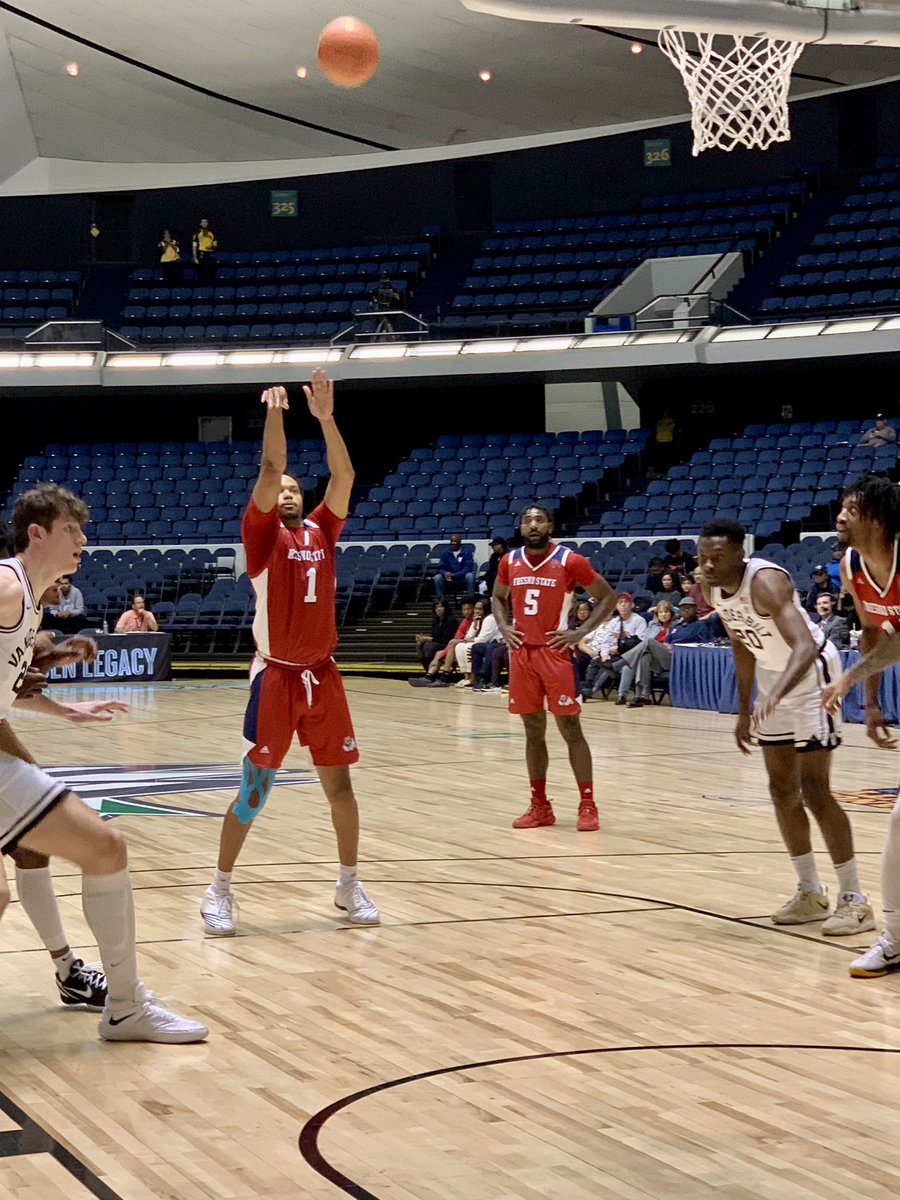 3:44 left for the first half, <a href="/FresnoStateMBB/">Fresno State Men’s Basketball</a> leads <a href="/VandyMBB/">Vanderbilt Men's Basketball</a> by 5

#CBB #CollegeBasketball #Basketball #PaycomWoodenLegacy #WoodenLegacy #FeastWeek #ESPNEvents #paycom
