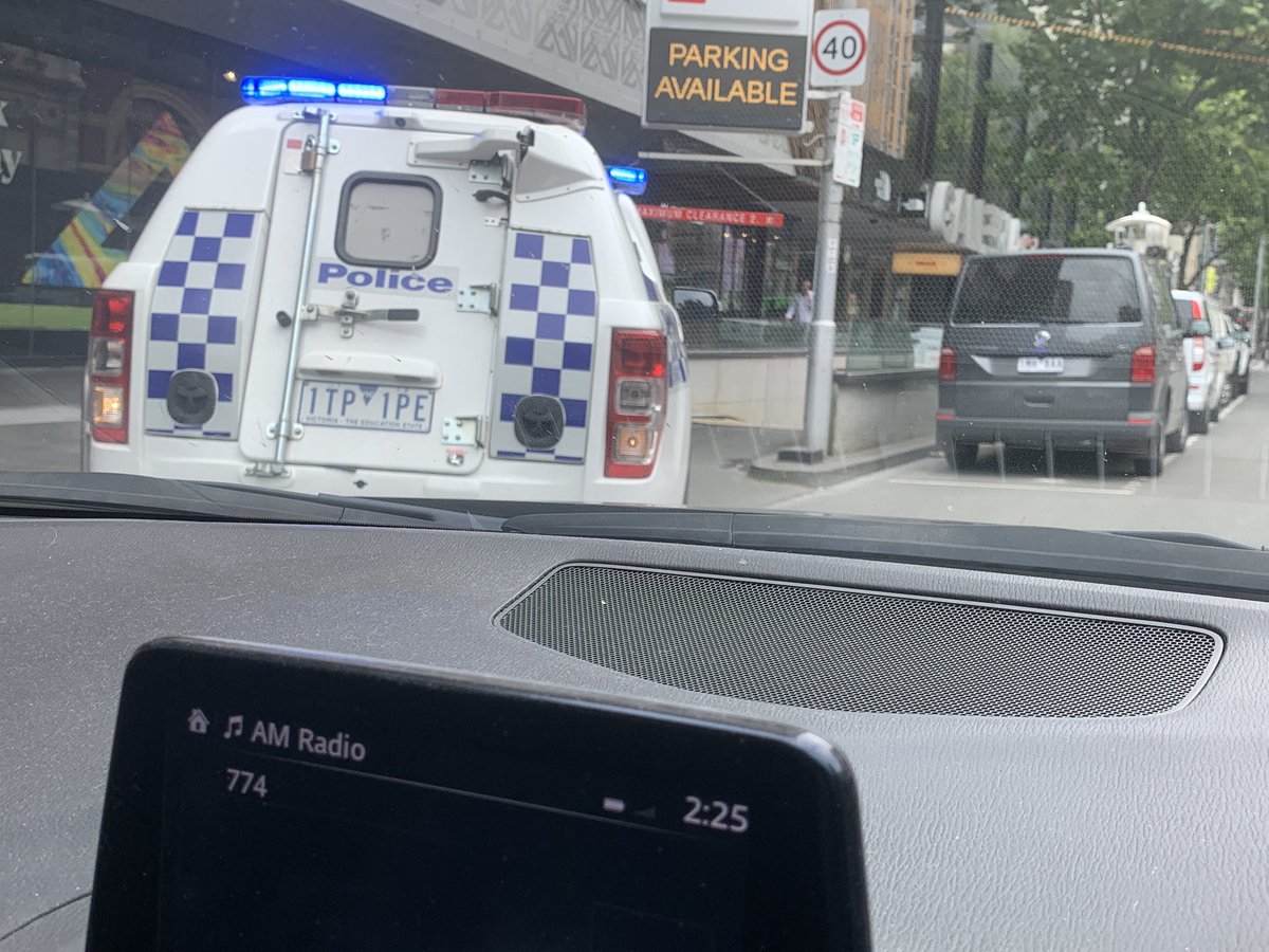 QANicholson's tweet photo. @VictoriaPolice @VicOmbudsman is there an operational reason for blocking the public entryway to a private car park, or is this just an abuse of power and lack of regard for the people police serve?! #abuseofpower #victoriapolice #vicpol https://t.co/AtpNewmxaG