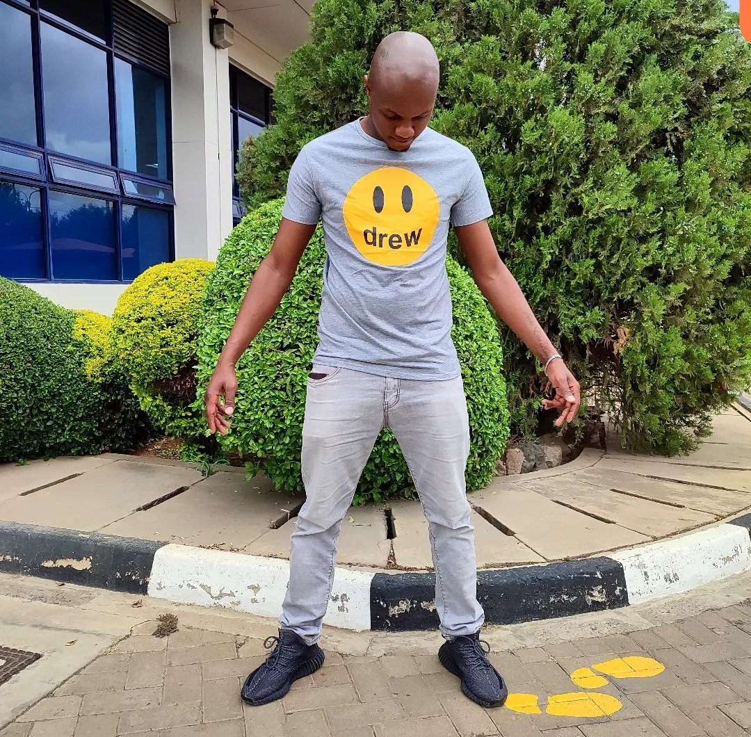 djyoungkenya (@djyoungkenya) on Twitter photo Mapema Ndio best, always!!
#MaishaConcertFriday
Going live on 102.7fm <a href="/radiomaisha/">Radio Maisha</a>.ke
Tune in.. Let's Vibe🔥🙌 Mapema Ndio best, always!!
#MaishaConcertFriday
Going live on 102.7fm <a href="/radiomaisha/">Radio Maisha</a>.ke
Tune in.. Let's Vibe🔥🙌