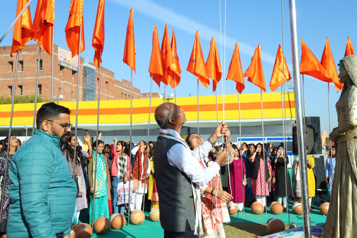 ABVPVoice's tweet photo. The #68thABVPConf has officially begun with the hoisting of the flag by National President @DrCNPatel and National General Secretary @nidhitripathi92 at Maharana Pratap Nagar, Jaipur. https://t.co/8IGVzyxslt