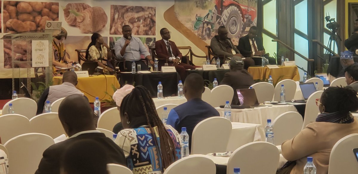 JYabeja's tweet photo. Yes, time to hear from Tanzania. Steven Magige-MEDA share with us on Tanzania experience how did you manage to come up with  robust cassava seed system with over 600 decentralized cassava seed producers? .Steven Magige with mic is on board to share the experience. #ISTRC https://t.co/ib4Bu2BUkE