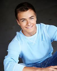 merlinpapin3's tweet photo. .@FredOL69007 On souhaite un Bon Anniversaire à #PeytonMeyer qui a 24 ans , on peut le voir dans
American Housewife
Gibby
# DoddyBlog
Le Monde de Riley
Gibb un amour de singe https://t.co/Vfnf1UIrfR